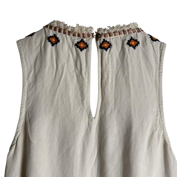 Anthropologie Akemi + Kin Reagan White Boho Embroidered Shift Mini Dress Size 0 - Picture 8 of 14